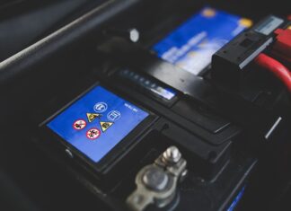 Ile kW ma baterią w samochodzie?