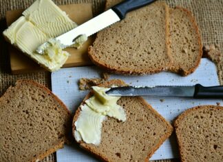 Czy można smarować sworzeń wahacza?