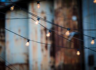 Jaki kabel do prądu w ziemi na działkę? Jaki kabel do prądu w ziemi na działkę?