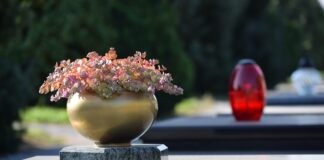 nagrobki-golebiewski.pl